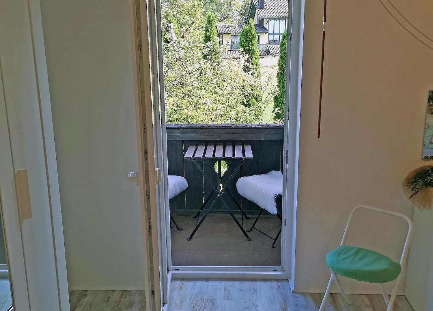Muensing Naehe Starnberger See, Schoene Ferienwohnung, Gaestewohnung 125Qm Eg Und Og Kontaktfrei Apartment Munsing
