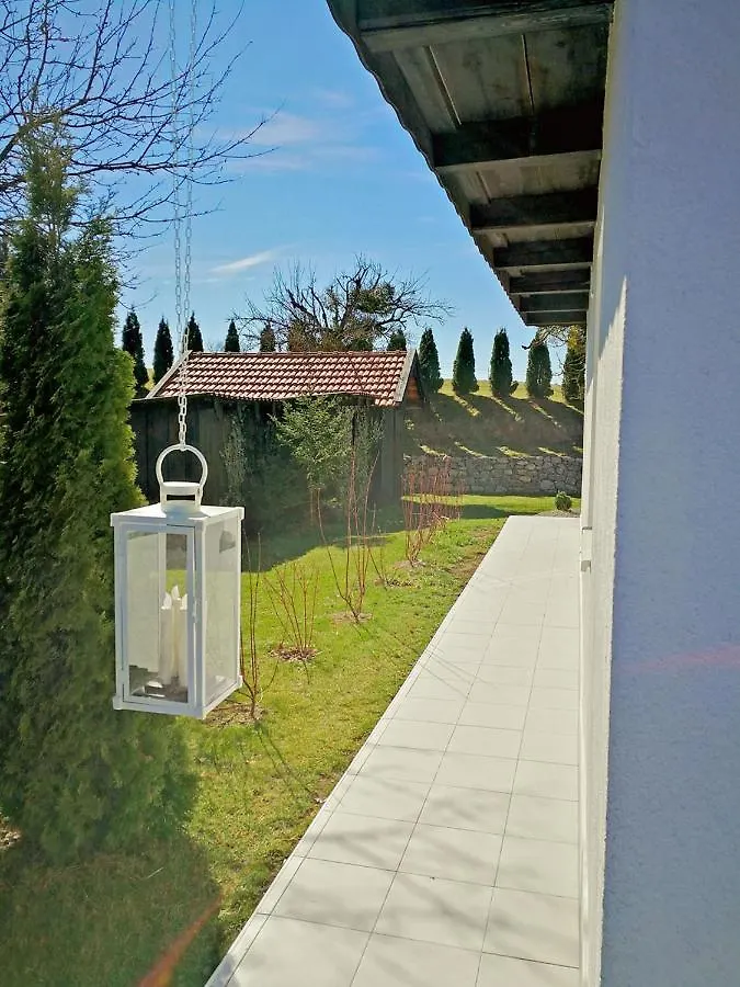 Muensing Naehe Starnberger See, Schoene Ferienwohnung, Gaestewohnung 125Qm Eg Und Og Kontaktfrei