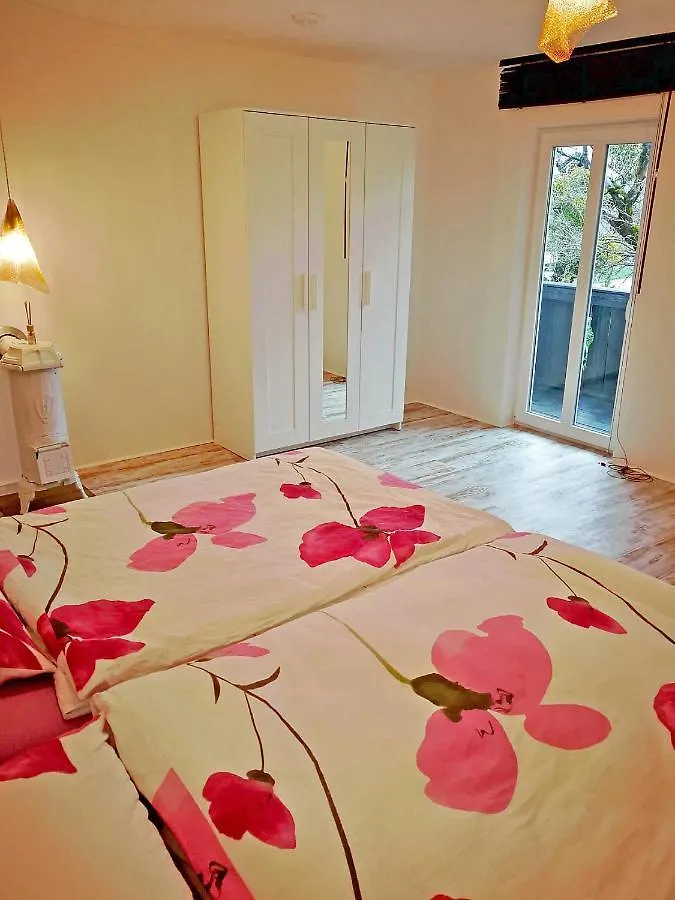 Apartment Muensing Naehe Starnberger See, Schoene Ferienwohnung, Gaestewohnung 125Qm Eg Und Og Kontaktfrei