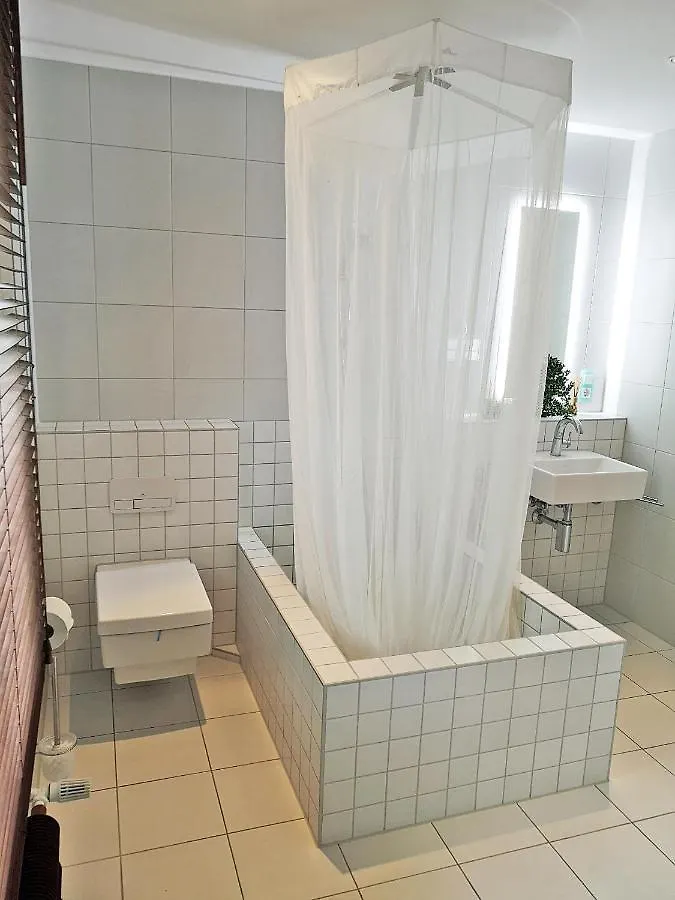 Muensing Naehe Starnberger See, Schoene Ferienwohnung, Gaestewohnung 125Qm Eg Und Og Kontaktfrei Apartment