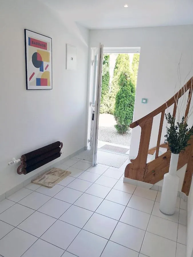 Muensing Naehe Starnberger See, Schoene Ferienwohnung, Gaestewohnung 125Qm Eg Und Og Kontaktfrei Apartment