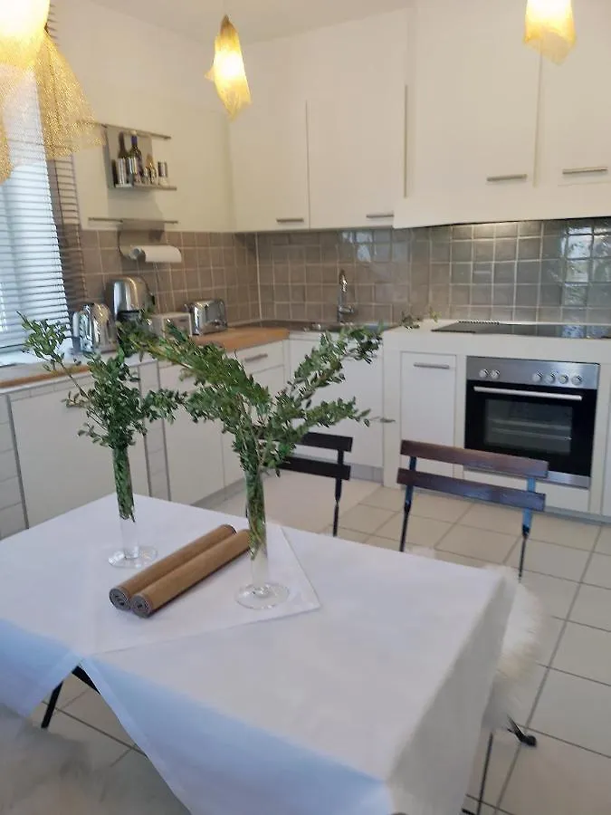 Muensing Naehe Starnberger See, Schoene Ferienwohnung, Gaestewohnung 125Qm Eg Und Og Kontaktfrei Munsing