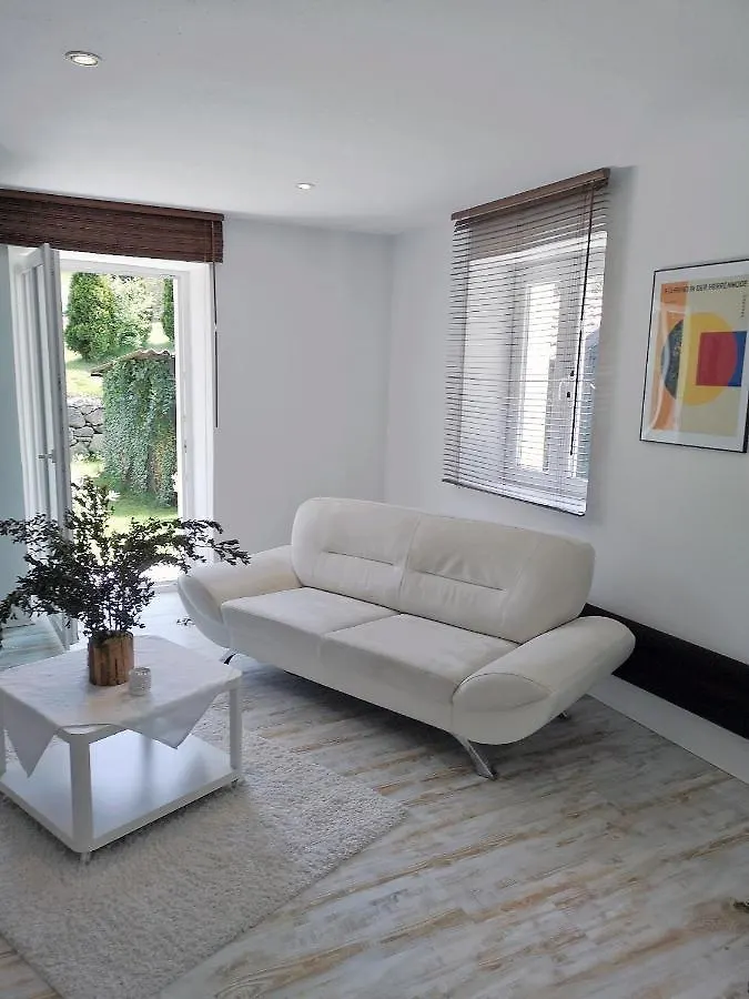 Muensing Naehe Starnberger See, Schoene Ferienwohnung, Gaestewohnung 125Qm Eg Und Og Kontaktfrei 0*, Munsing Germany