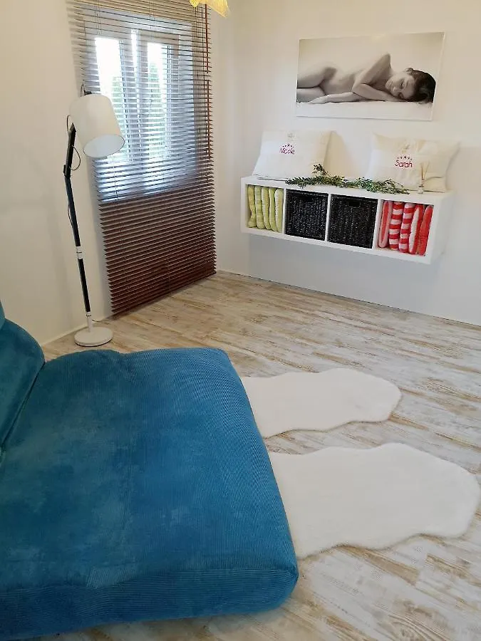 Apartment Muensing Naehe Starnberger See, Schoene Ferienwohnung, Gaestewohnung 125Qm Eg Und Og Kontaktfrei Germany
